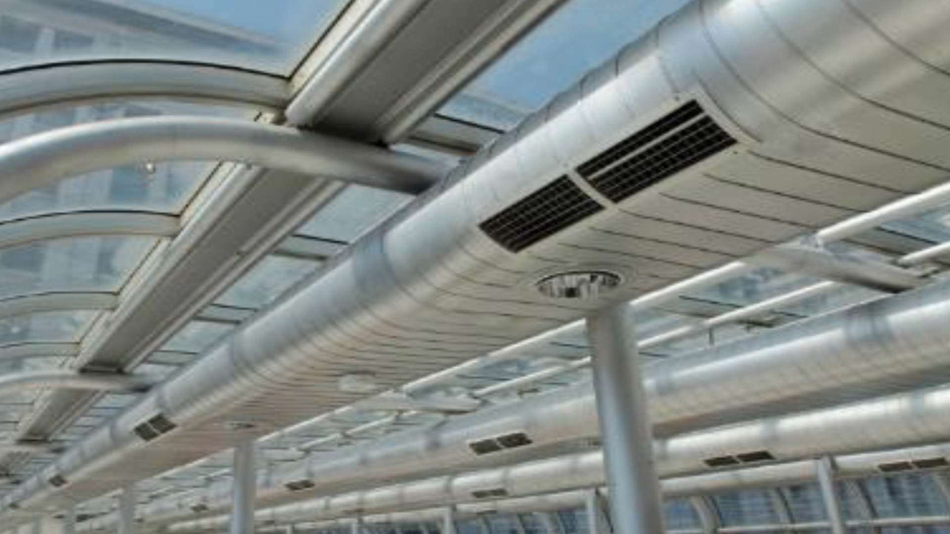 Projetos de pressurização de escadas, ventilação e renovação de ar.