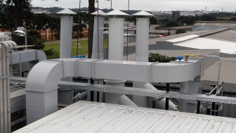 Projetos de climatização para conforto térmico de empresas, hospitais, clínicas, indústrias, fábricas.